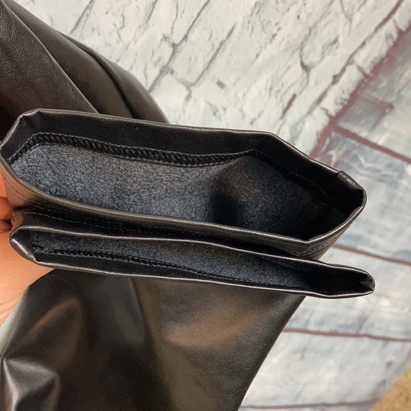 R Label by The Reset Black Vegan Faux Leather Leggings Size XL Cruelty Free - Picture 9 of 16